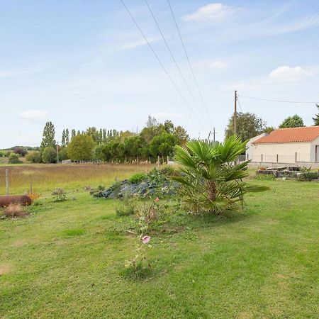 Appartement Accueillant A Mortagne Sur Gironde 45 M² Terrasse Dış mekan fotoğraf